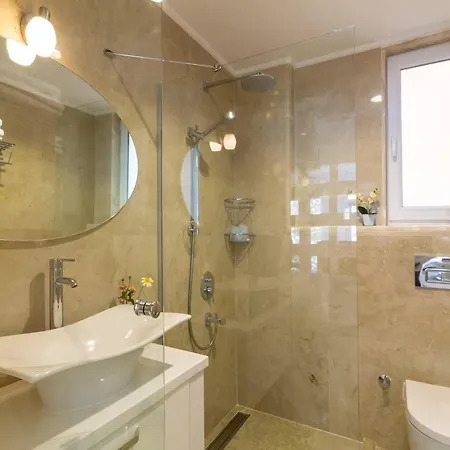Lavish With Turkish Steam Bath Vila *